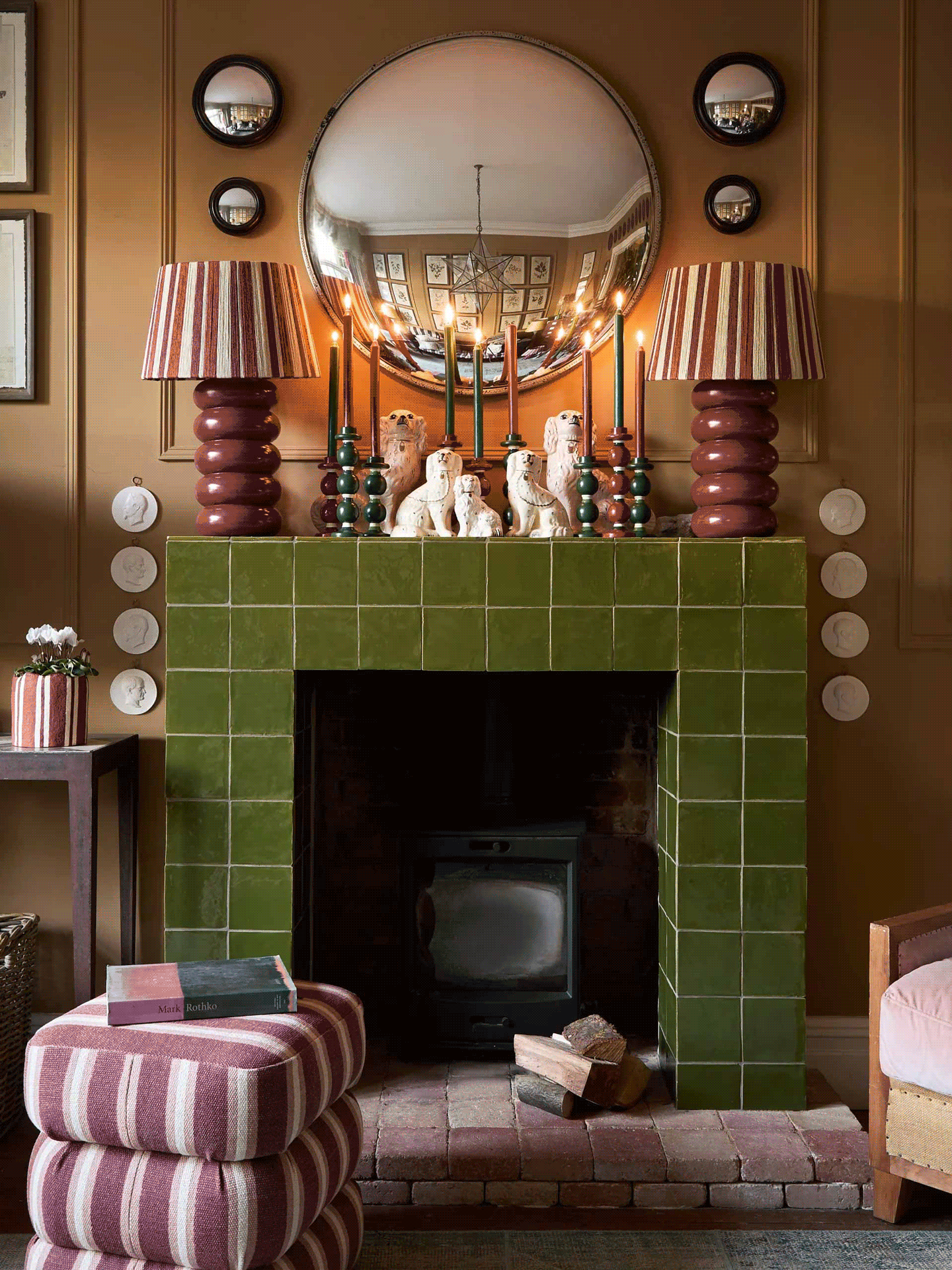 main-roomrefresh-holding